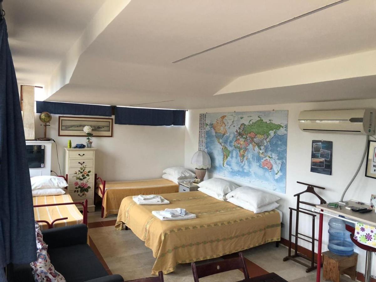 Camilla House Bed & Breakfast Santa Marinella Exterior foto